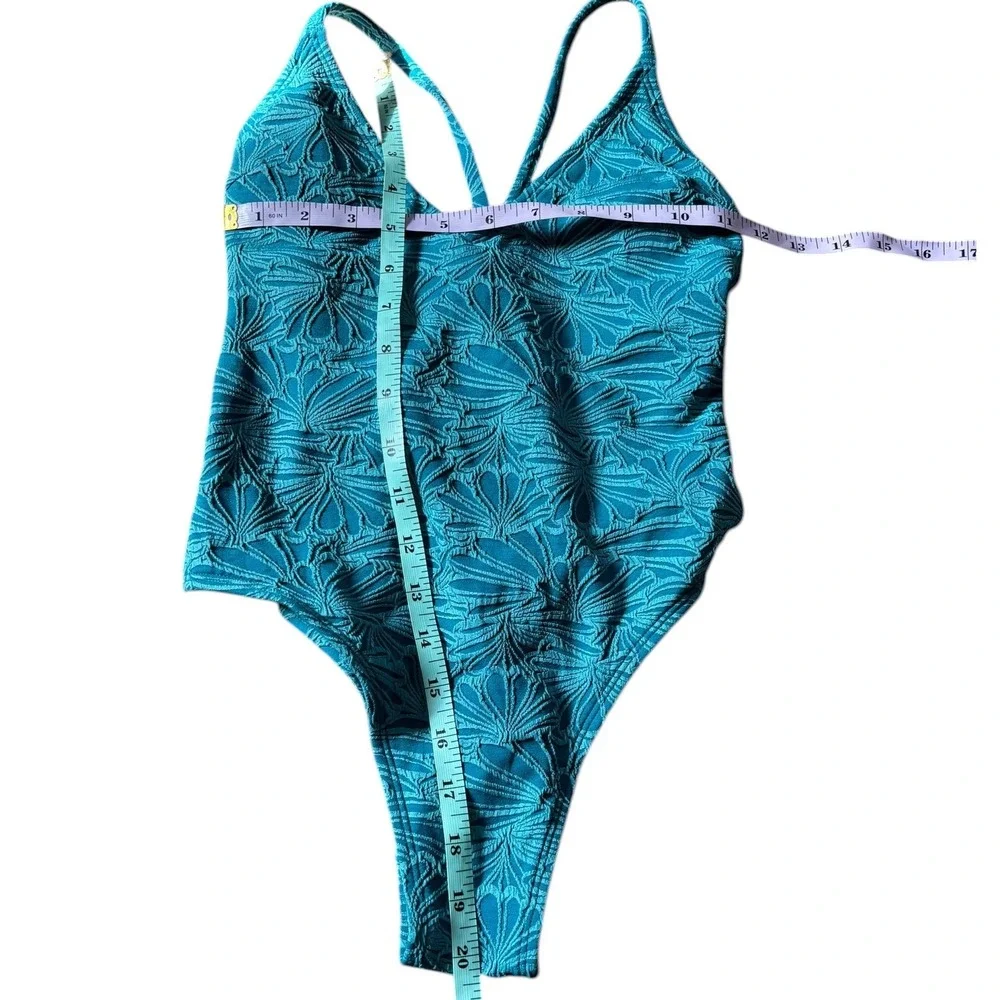 Cupshe nwt perfect